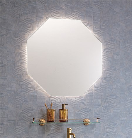 Specchio sagomato con LED perimetrale
