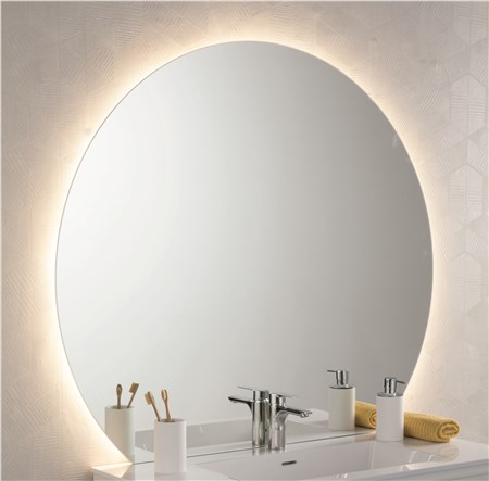 Specchio sagomato con LED personalizzabile - su misura
