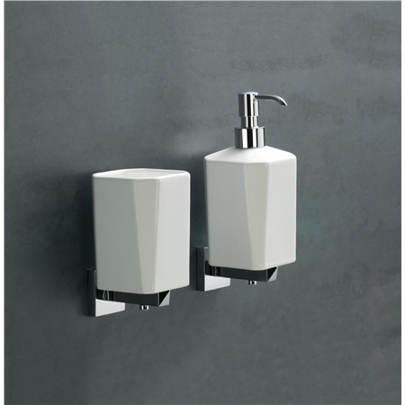 Come creare un bagno di design con gli accessori giusti