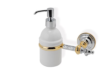 Come scegliere gli accessori per un bagno chic