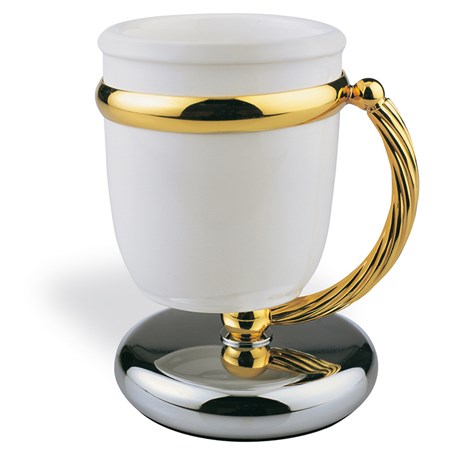 Accessori bagno in ceramica, la soluzione di design