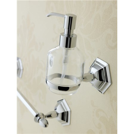 Accessori Marte, design raffinato e funzionale per il bagno classico