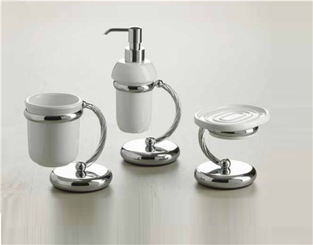 Collezione Giunone: eleganza senza tempo per il bagno classico 