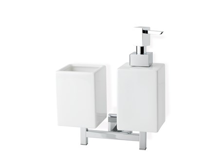 Dosatore con Porta bicchiere a parete